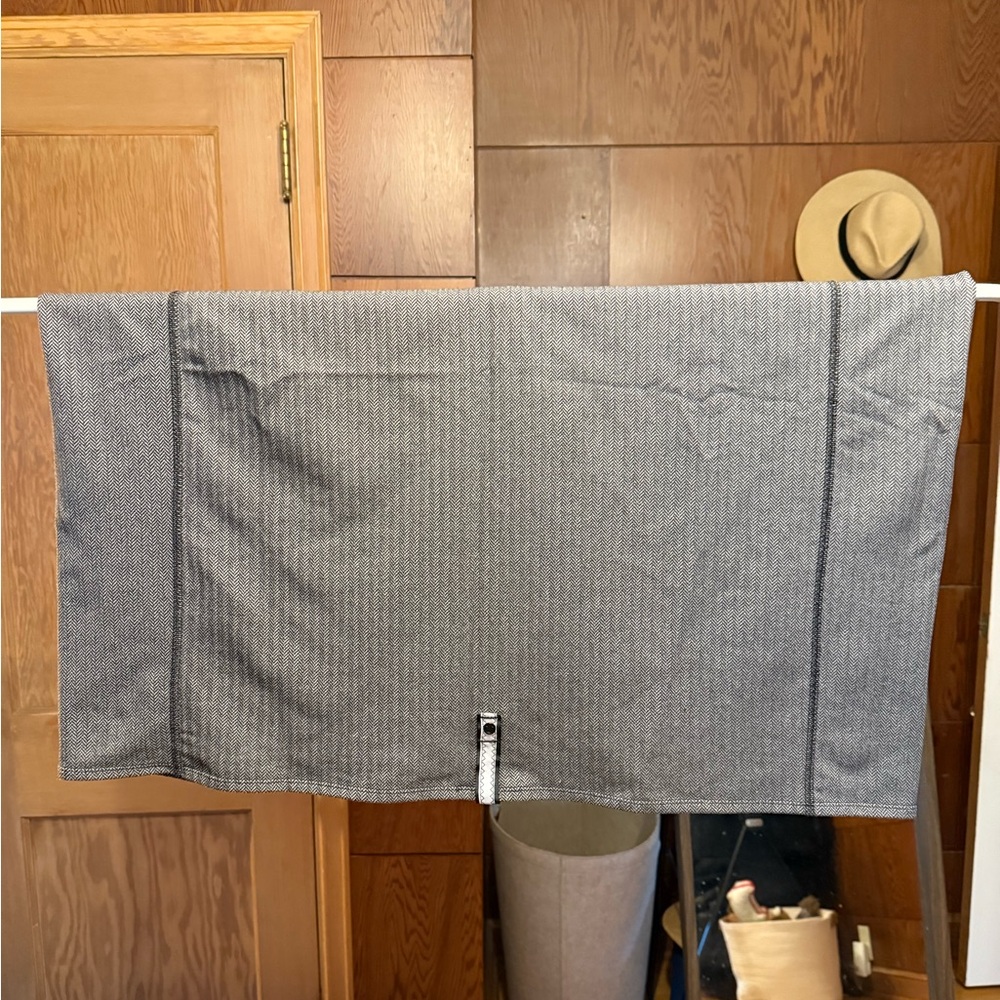 Lululemon Herringbone Scarf/Wrap